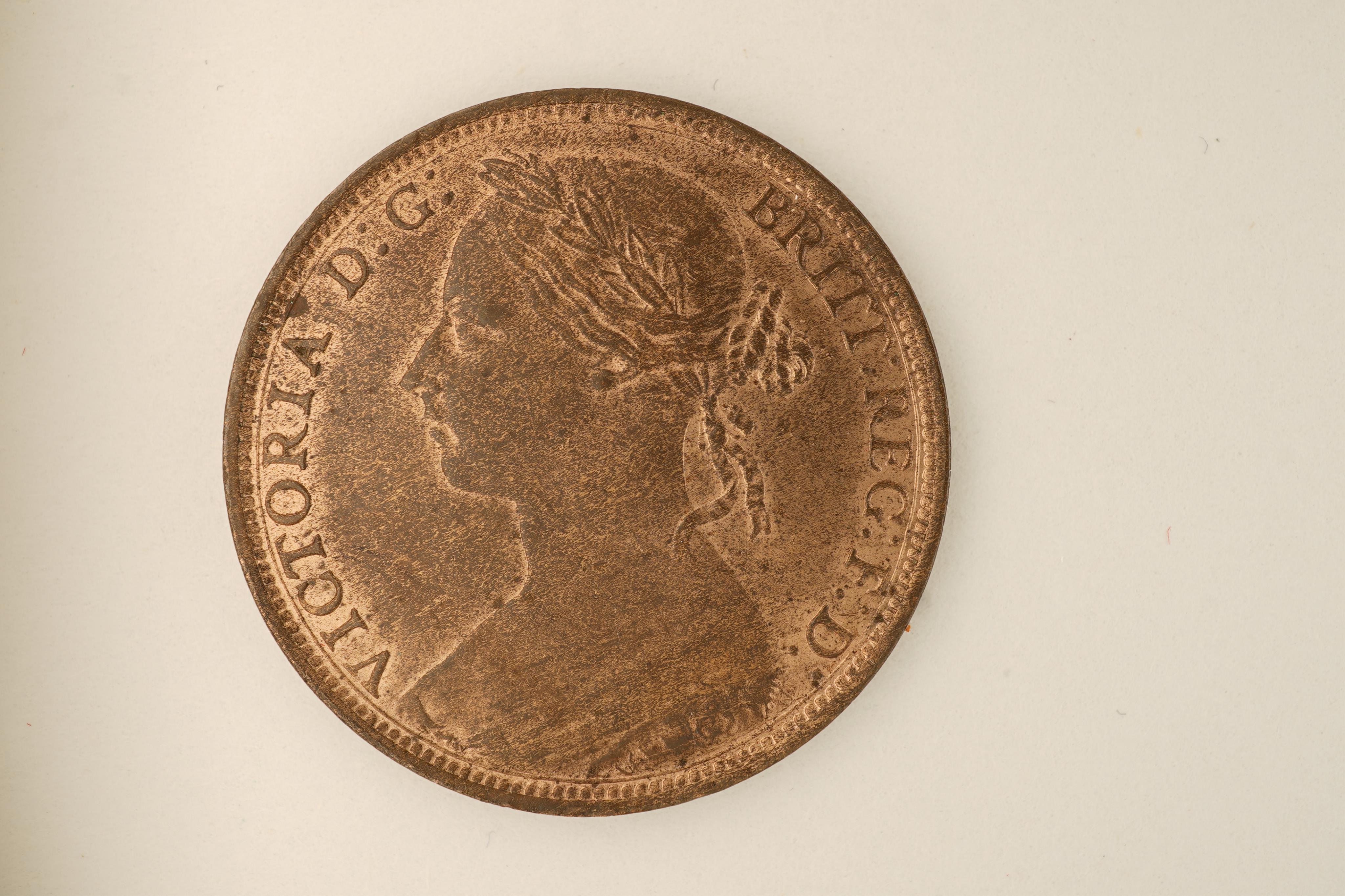 British coins, Victoria, three bronze pennies;, 1888, Fr. 126, Gouby dies R/r, about UNC, toning and lustre, 1889, Fr. 127, Gouby dies R/r, good EF, patches of toning and lustre, 1890, Fr. 130, Gouby dies R/r, proof-like